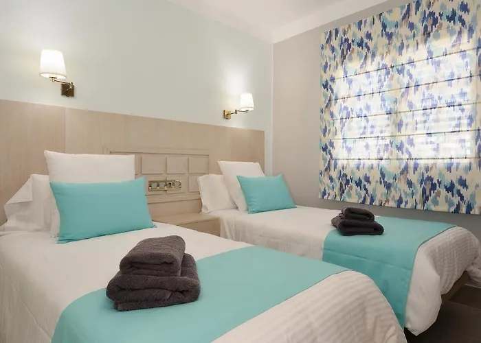 Luz Y Mar Puerto del Carmen (Lanzarote)