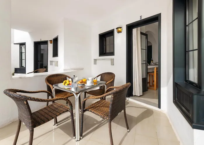 Luz Y Mar Puerto del Carmen (Lanzarote)